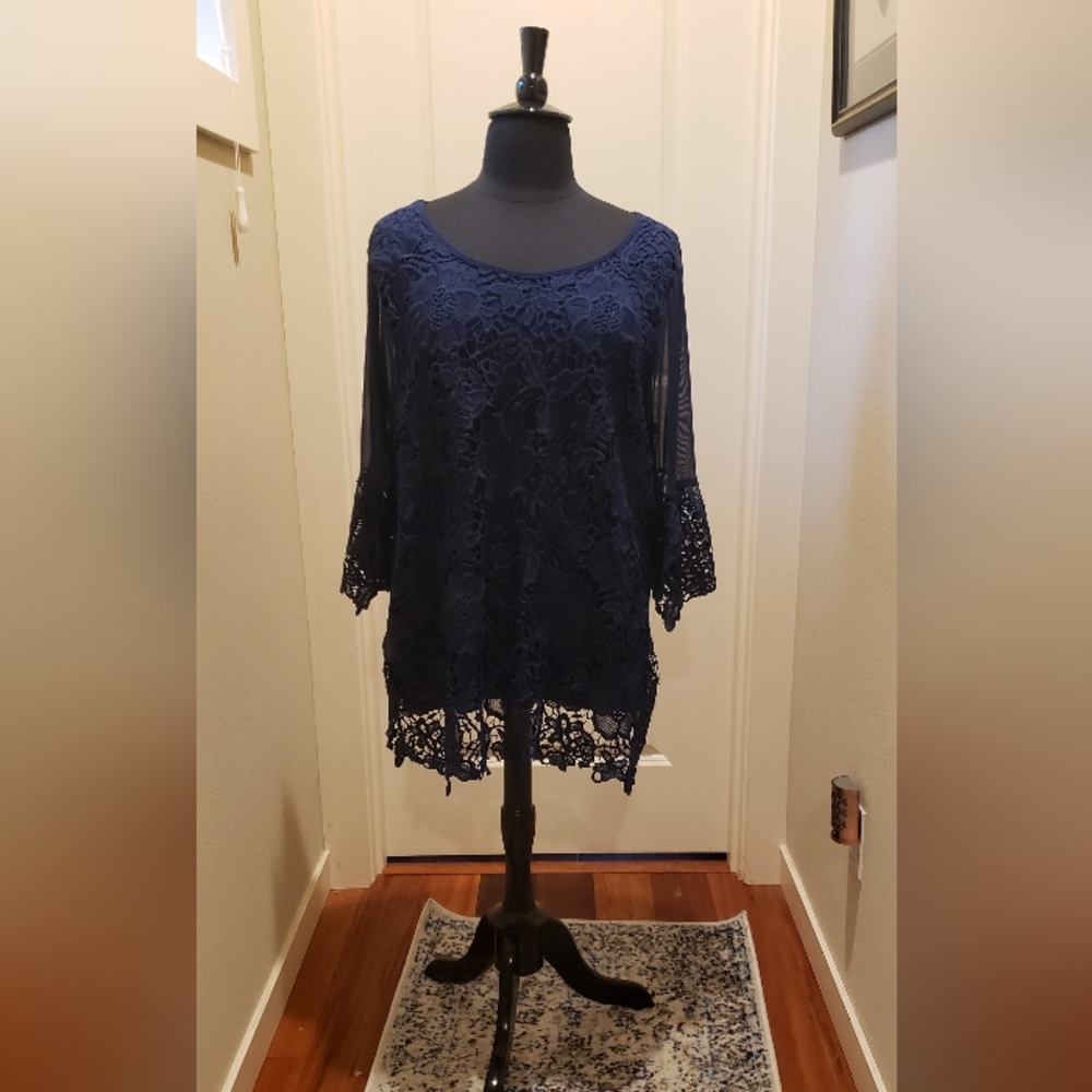 Simply Irresistible Chic Navy Lace Women's Tunic